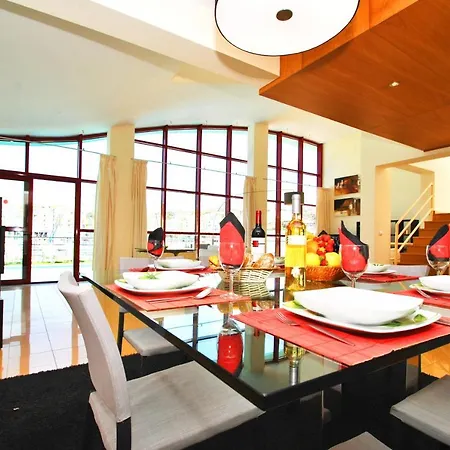 Malibu By Algarve Vacation Villa Albufeira